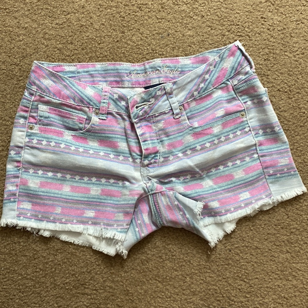 American Eagle printed shorts